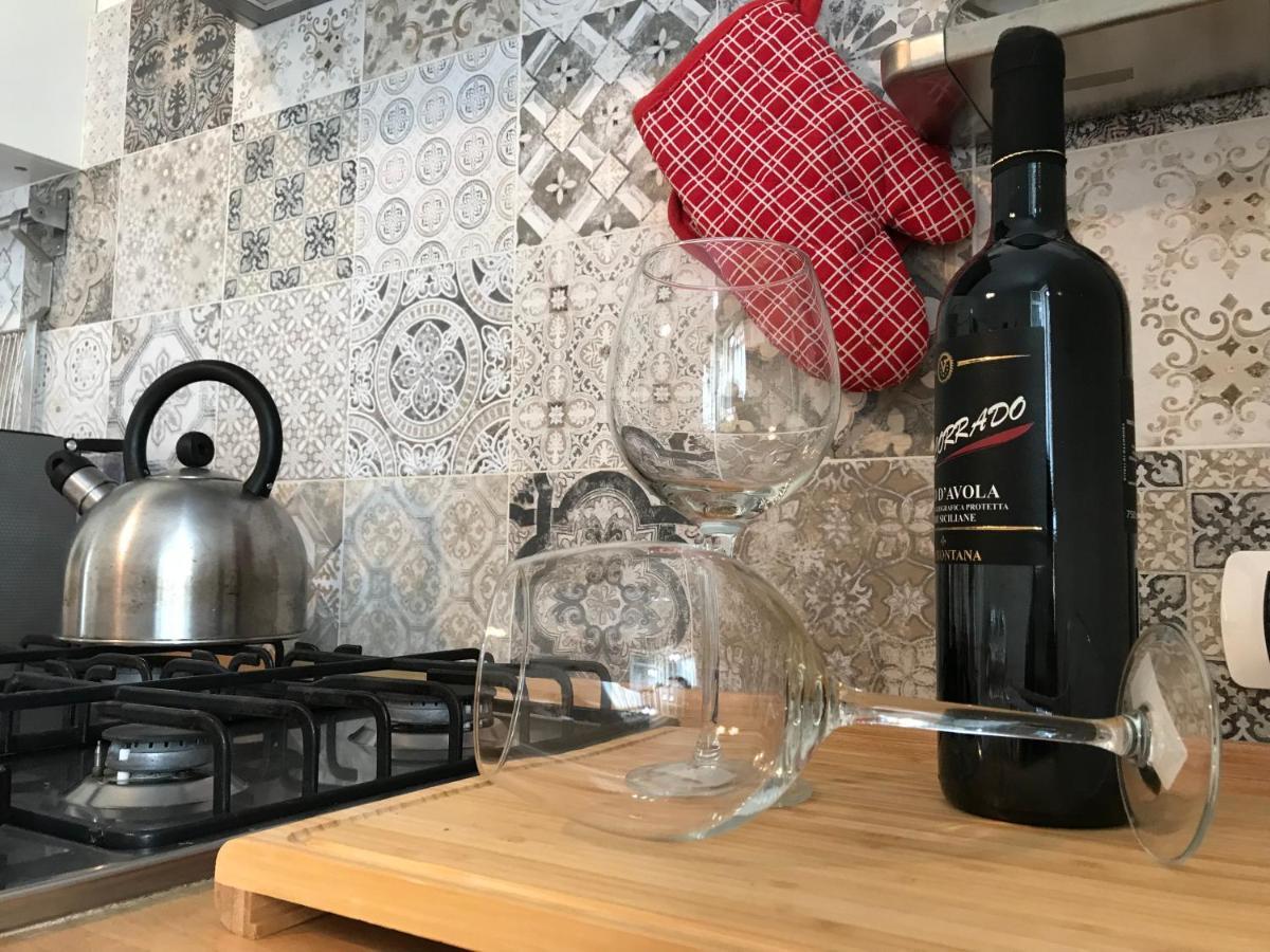 Casa Vacanze Borgo Marinaro Avola Buitenkant foto